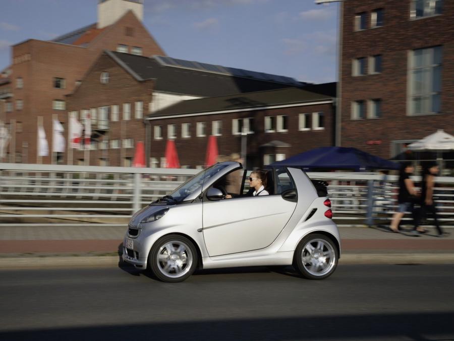  Smart ForTwo Xclusive Cabrio by Brabus 2008 года  (фото 7 из 15)